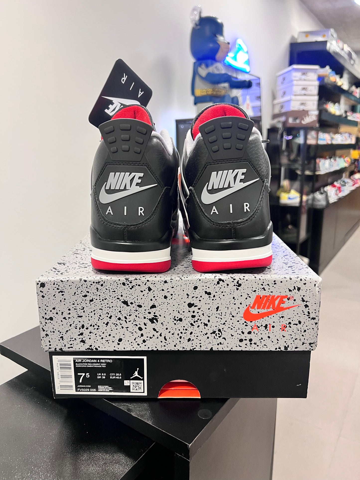 Jordan 4 Retro
Bred Reimagined