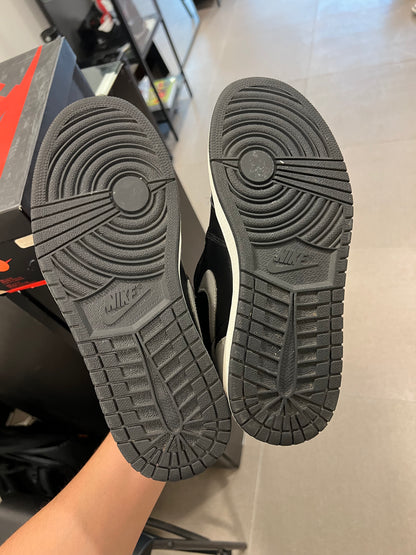 Air Jordan 1 Retro High Shadow (2018) / (PADS)