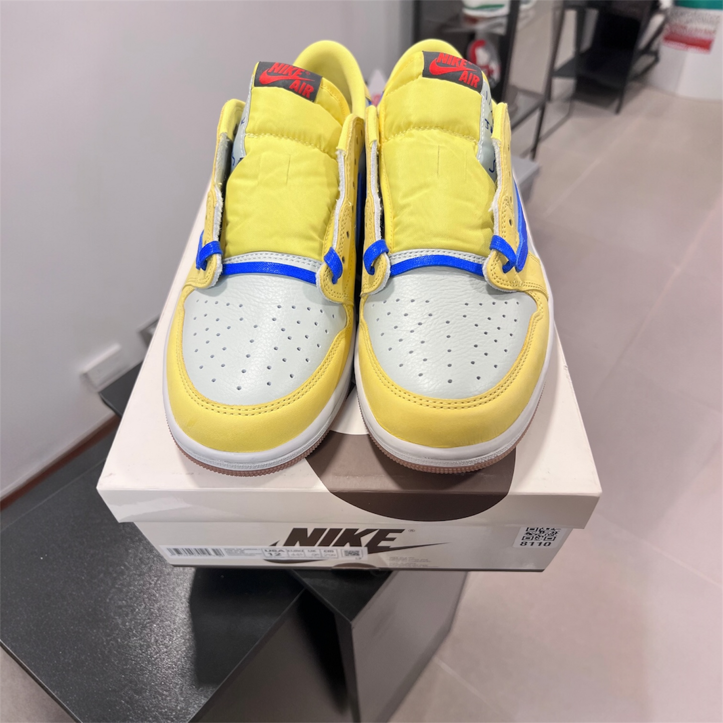 Jordan 1 Retro Low OG SP
Travis Scott Canary (Women's)