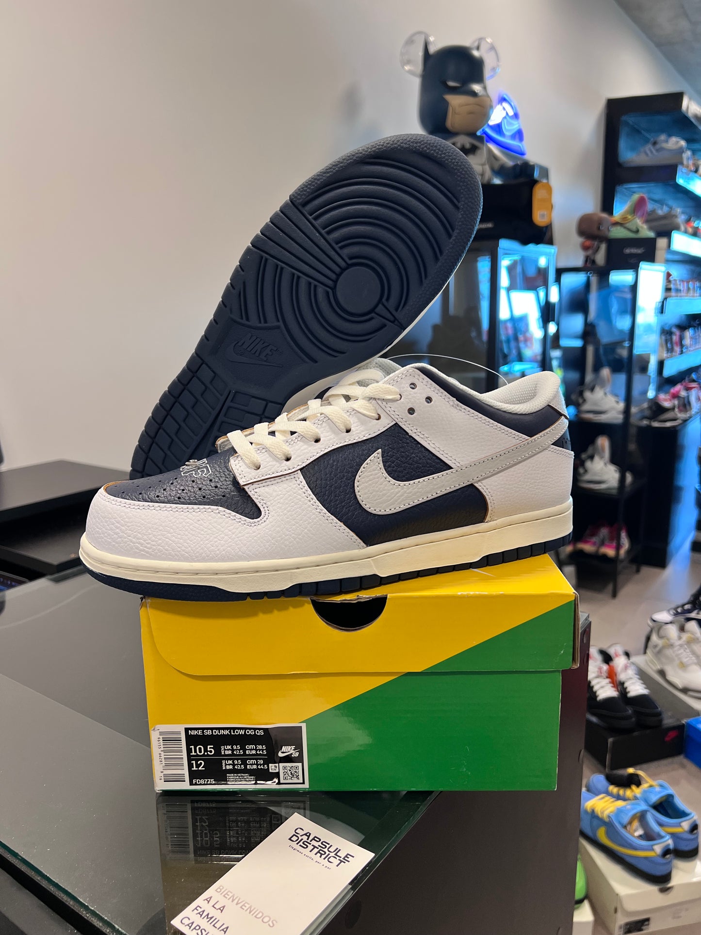 Nike SB Dunk Low
HUF New York City